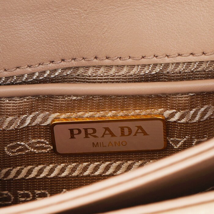 1bd144 prada online